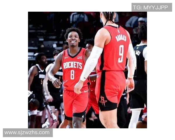 12月10日火箭队与开拓者队精彩对决展现篮球魅力与团队精神 12月10日火箭队与开拓者队精彩对决展现篮球魅力与团队精神