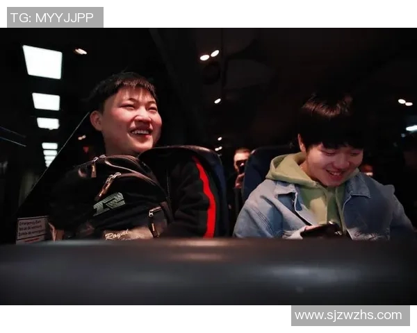 CSGO团队协作排名新突破RNG战队再创辉煌成就引发关注 CSGO团队协作排名新突破RNG战队再创辉煌成就引发关注